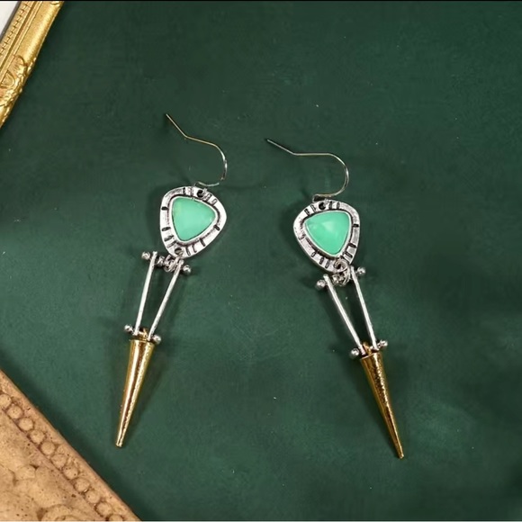 NEW Boho turquoise & silver earrings - Picture 3 of 3